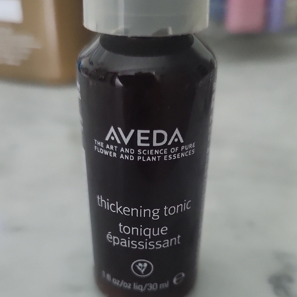 AVEDA Thickening Tonic - Picture 2 of 4